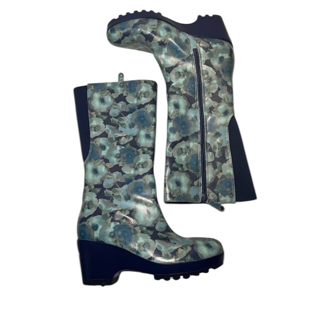Rockport 7.5 blue patent wedge rain boots stretch calf in floral print women’s